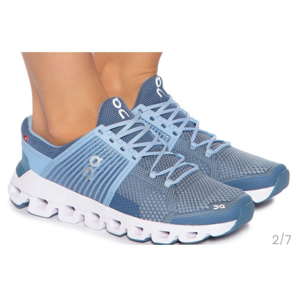 On Running On Cloudswift Snickers Casual in Sky/ Azul Size 7.5 - Picture 2 of 8